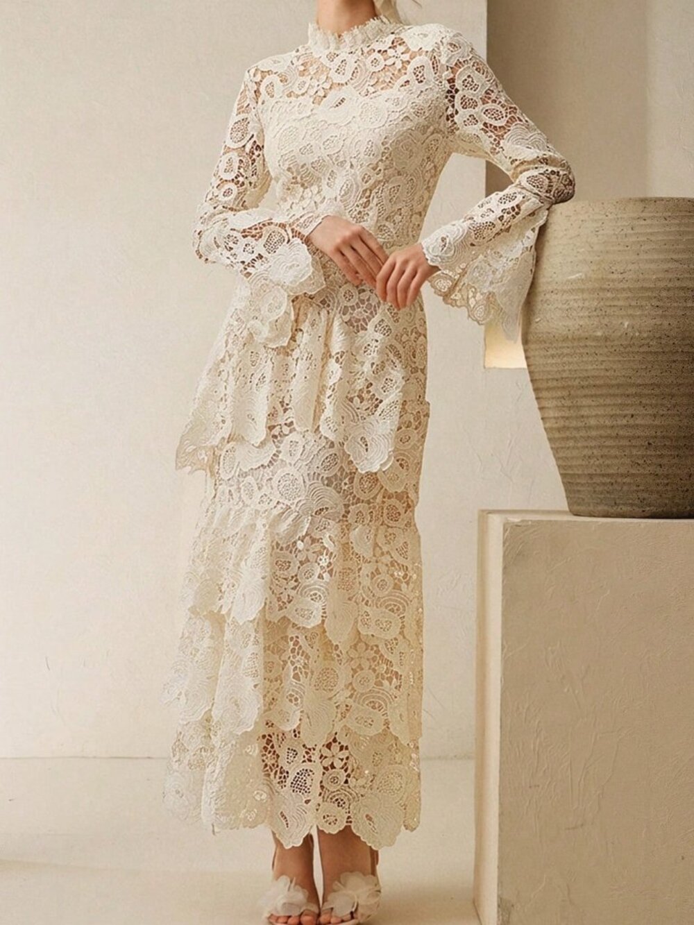 Ivory White Elegant Women's Ruched Hem Waist Cinched Long Sleeve Dress - Picture 3 of 7